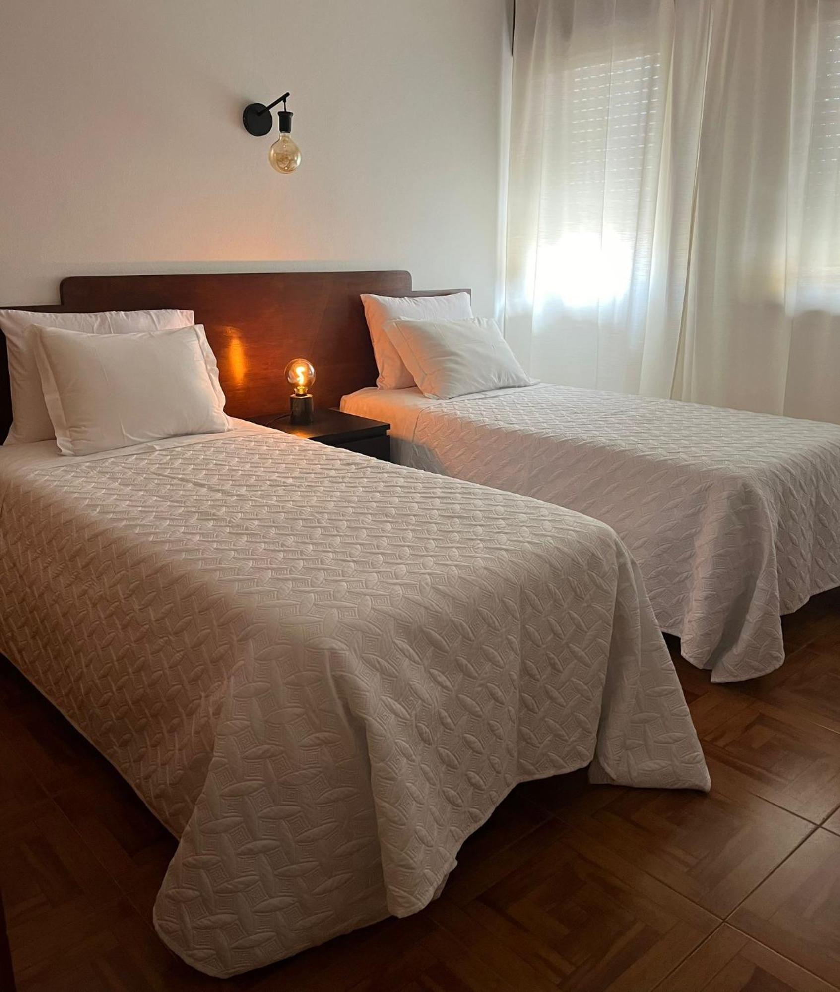 Romeu Bed & Breakfast Quarteira Exterior photo